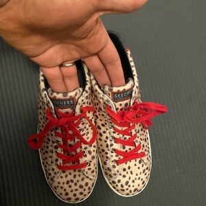 Skechers memory foam cheetah red lace sneakers